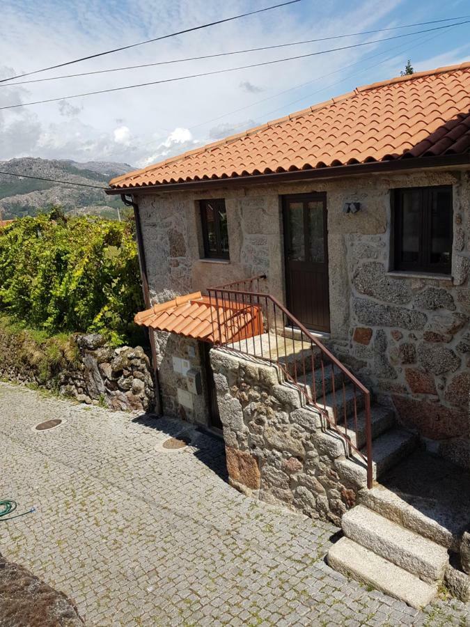 فيلا Casinha Do Joao No Geres Alamela المظهر الخارجي الصورة